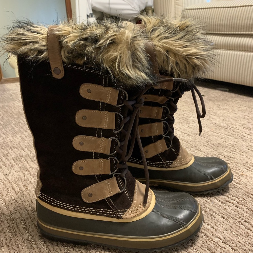 Sorel waterproof winter boots